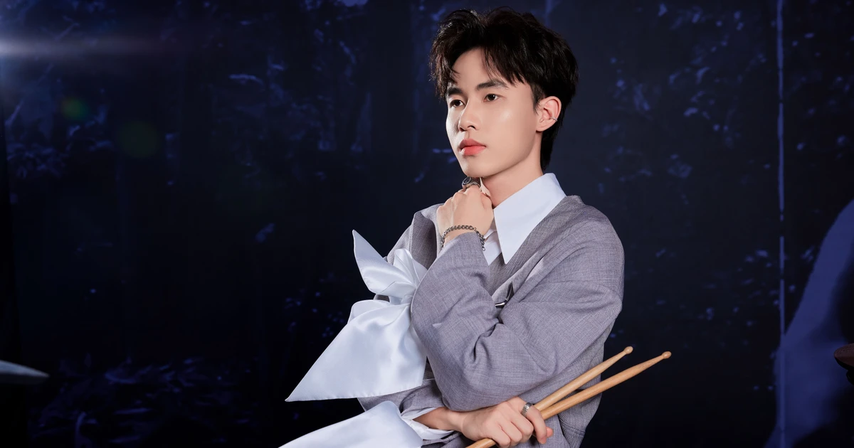 Chủ nhân bản hit "Họ yêu ai mất rồi" comeback với bài hát thanh xuân cực cháy mừng Hè về rồi nè!