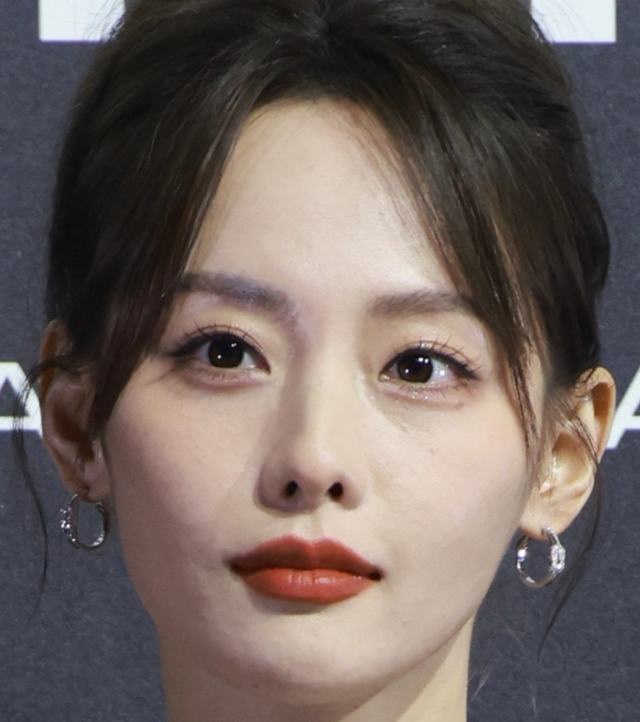 b16ef5bd80f97654a64e.png