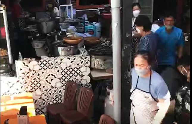 b1f4ecd125f3a27f5d70.jpg