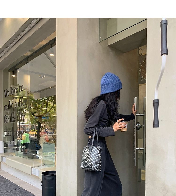 b225baeb8e92ab3297a6.jpg