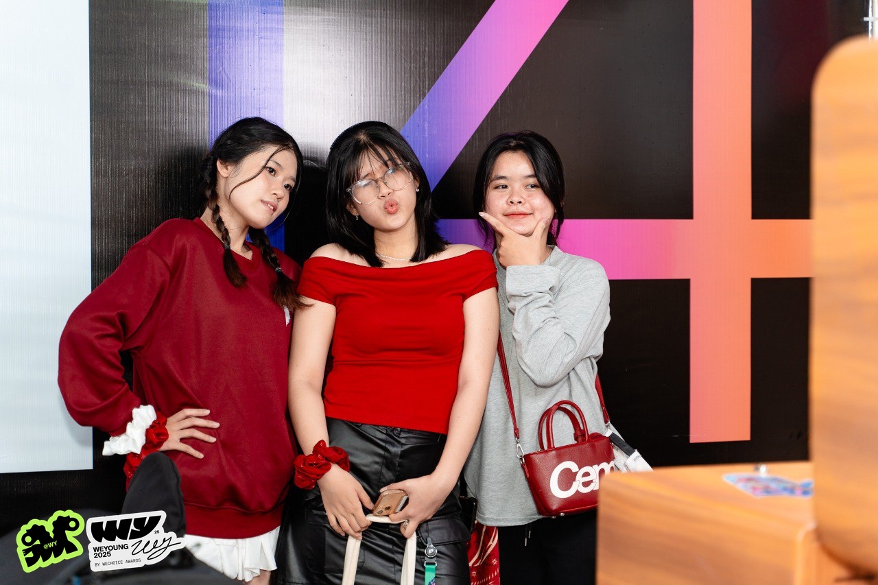 b25b2401ee2a9e90be7d.jpg