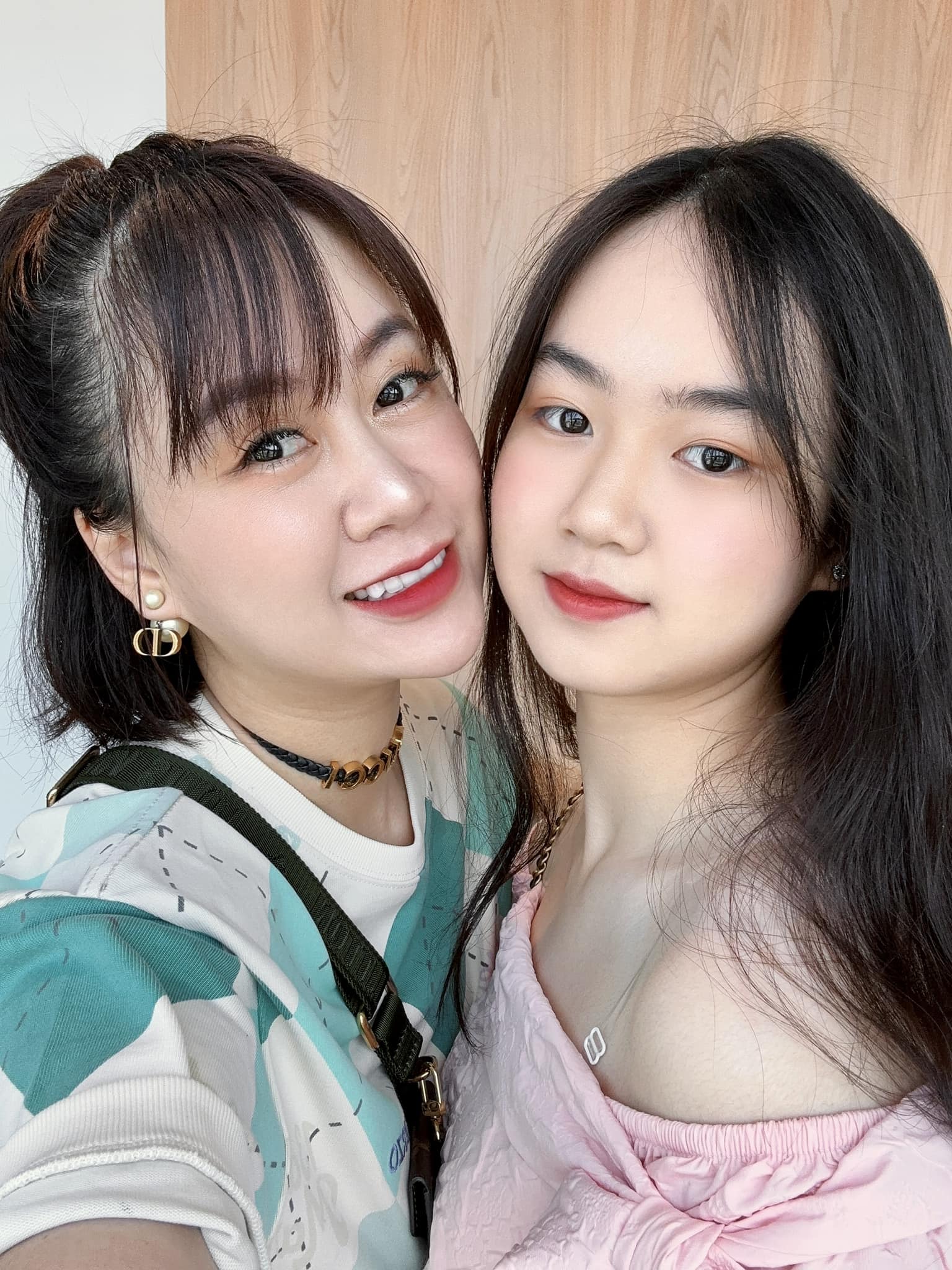 b27224a340d3beae3278.jpg