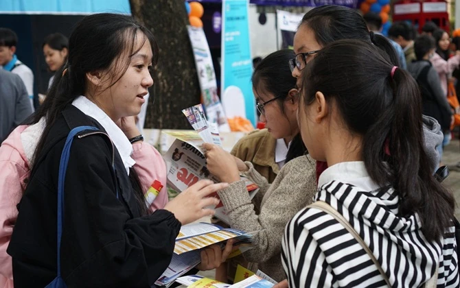 Ngày hội tuyển sinh - hướng nghiệp 2019 cực náo nhiệt tại Đà Nẵng