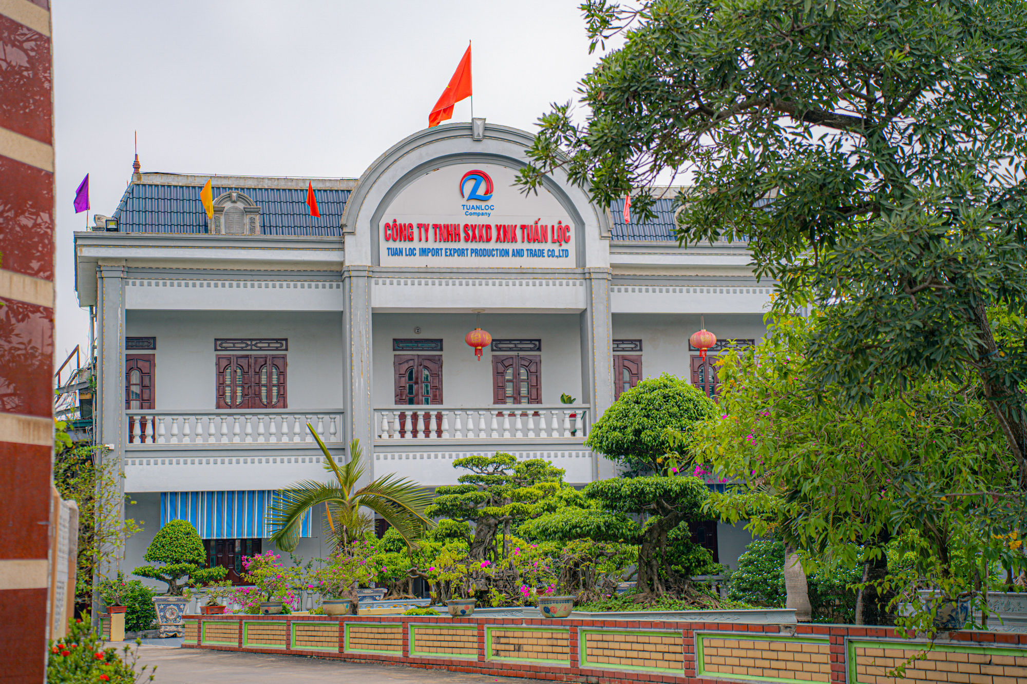 b2dd1deb25bb123c9b9a.jpg