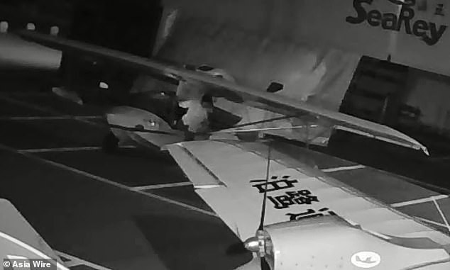 b2edb614380eae921e1a.jpg