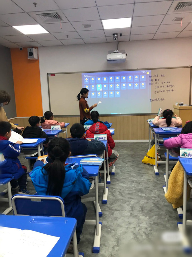 b2eea19a88a06f7edee3.jpg