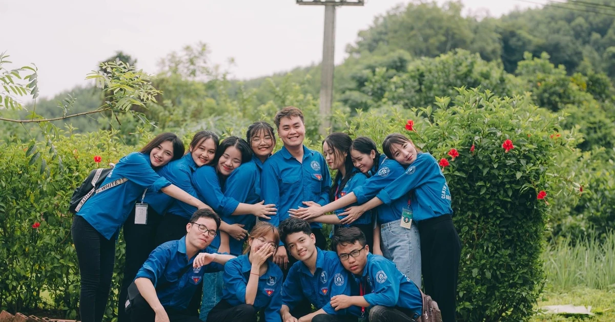 Mùa hè xanh tình nguyện của tuổi trẻ trường Đại học Thương Mại - Năng lượng tích cực quá trời!