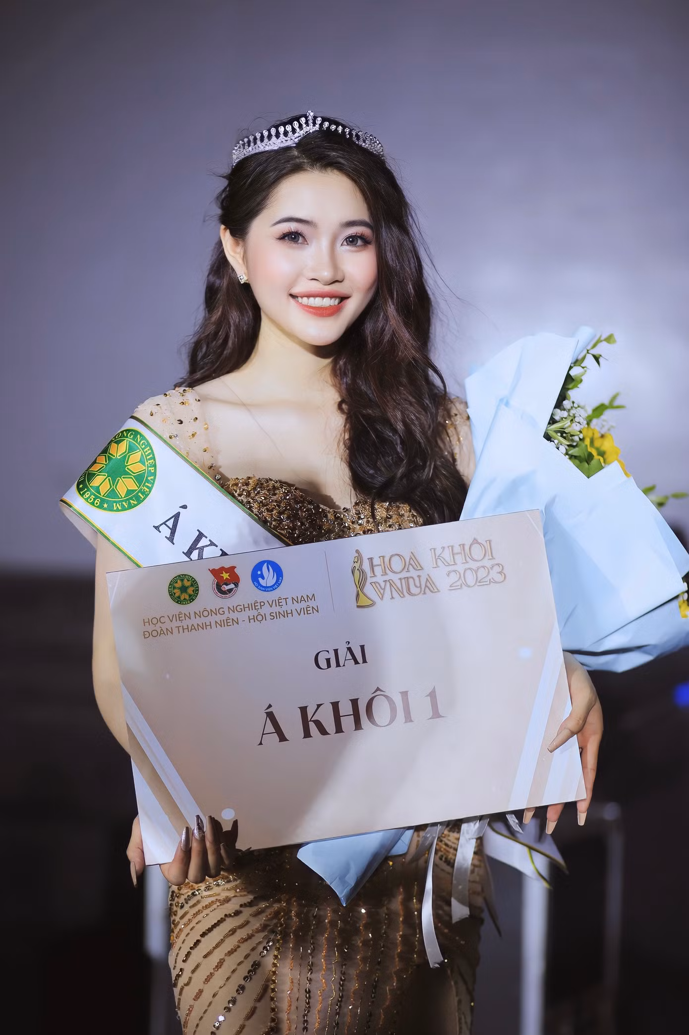 b400bcc0f7fb3341c10b.jpg