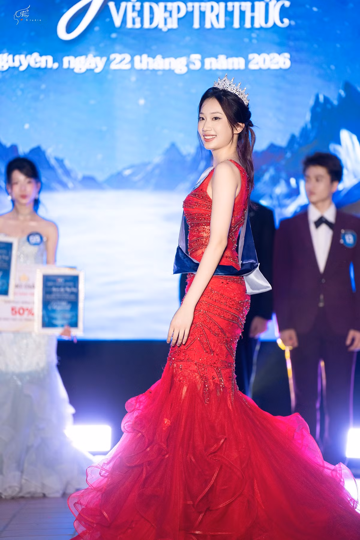b402966519e4f64c45e7.jpg