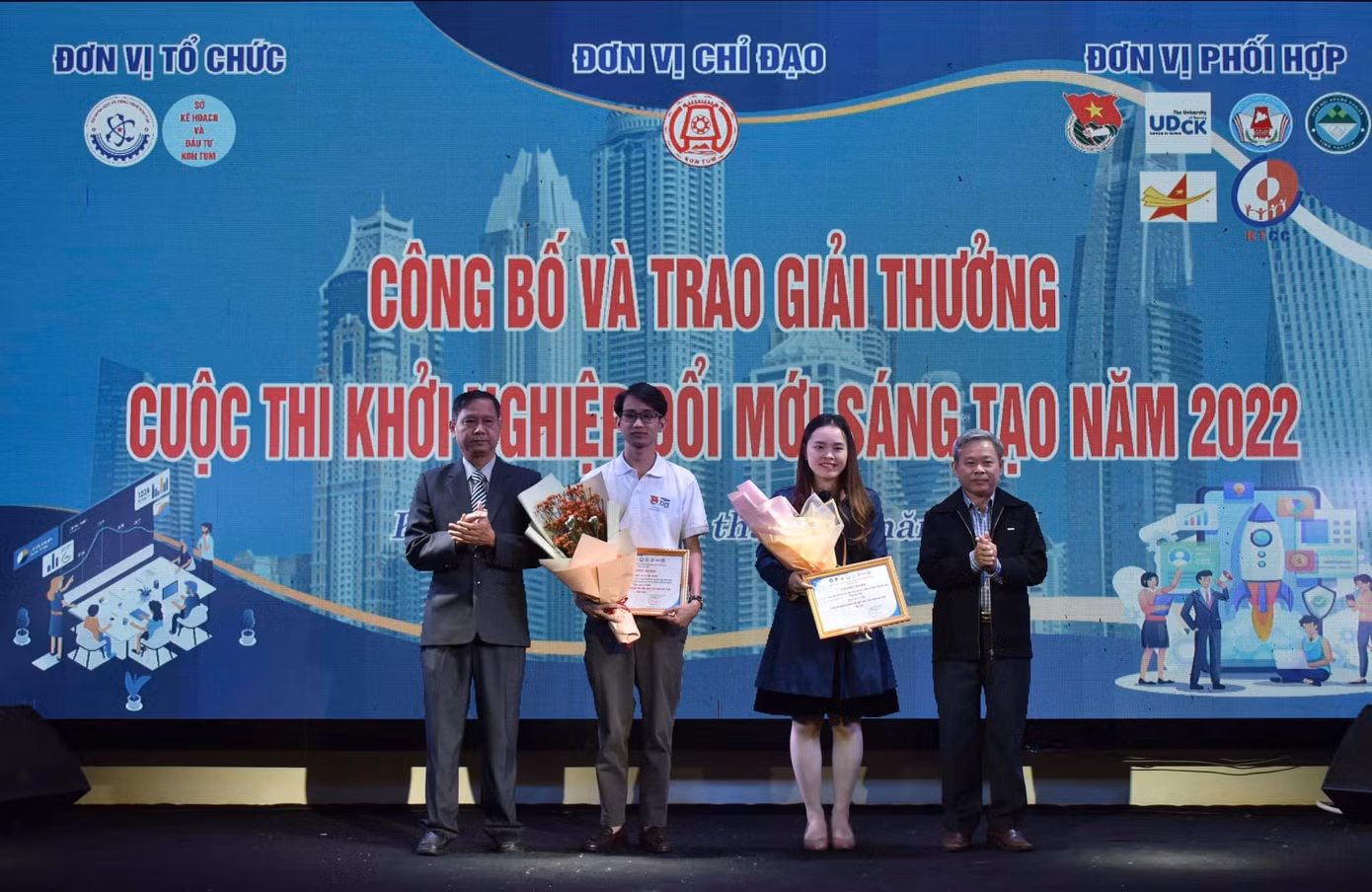 b47cd07364b5942fe22e.jpg