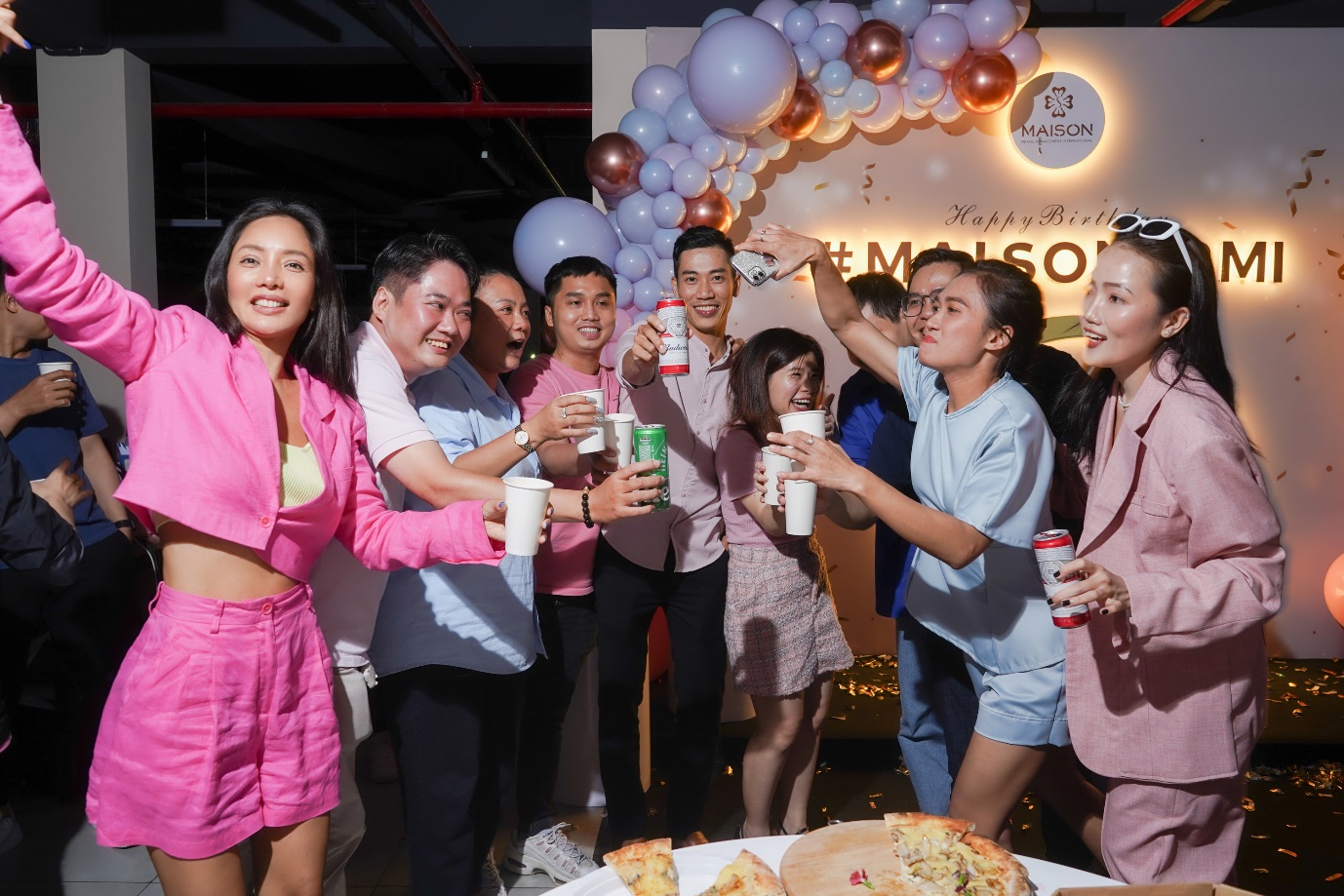 b568430ee7b4b078c649.jpg