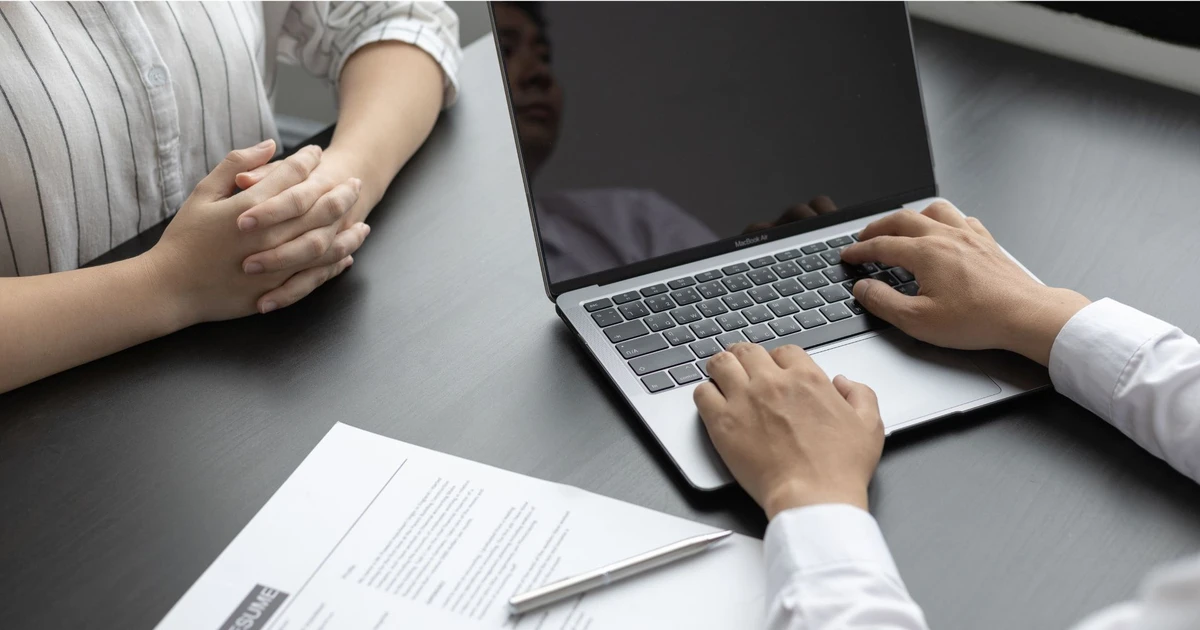 CV trống rỗng - nỗi ám ảnh của sinh viên mùa tìm việc
