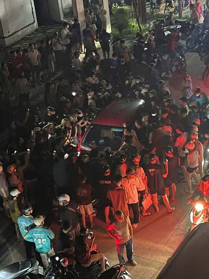 b5dfba07a3cf466e86cc.jpg