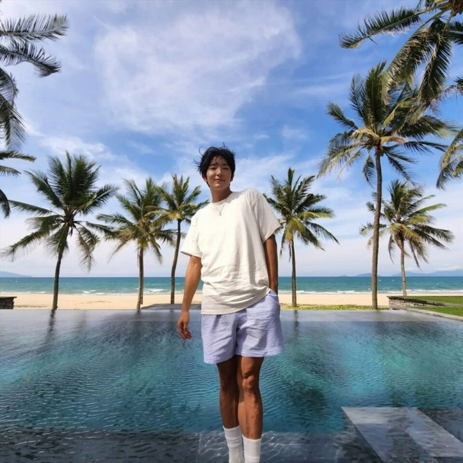 b5e8570b0ea19d9ac5f7.png