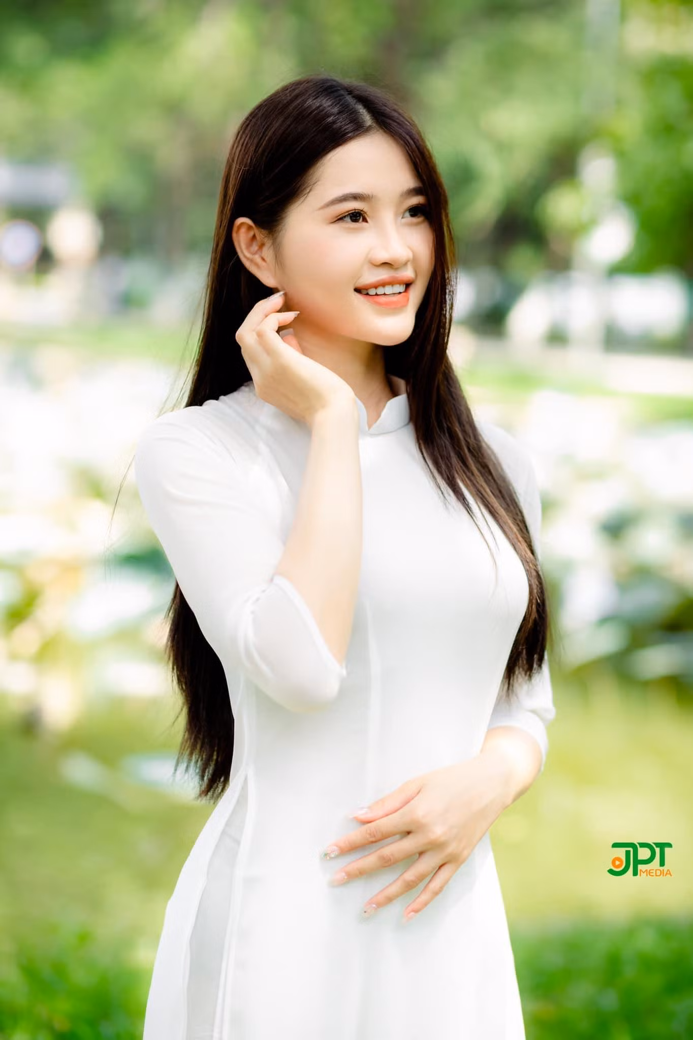 b5ea810b536566dbc446.jpg