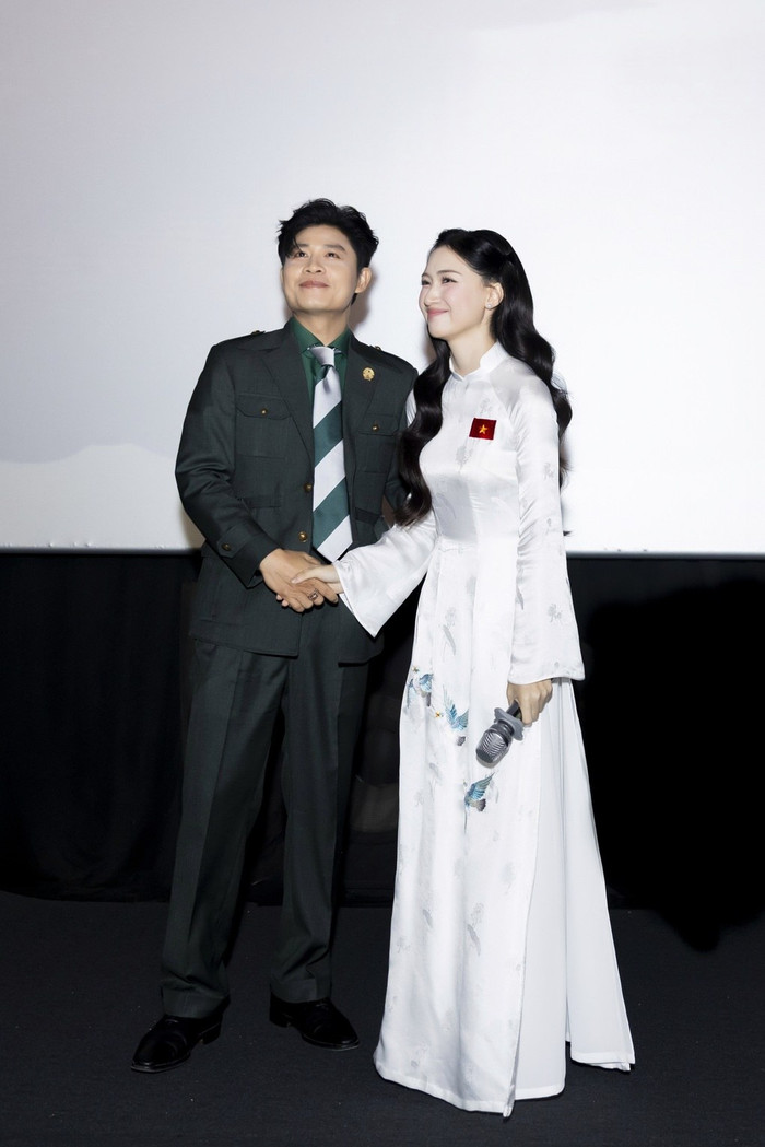 b5f0467af6ec041db4cf.jpg