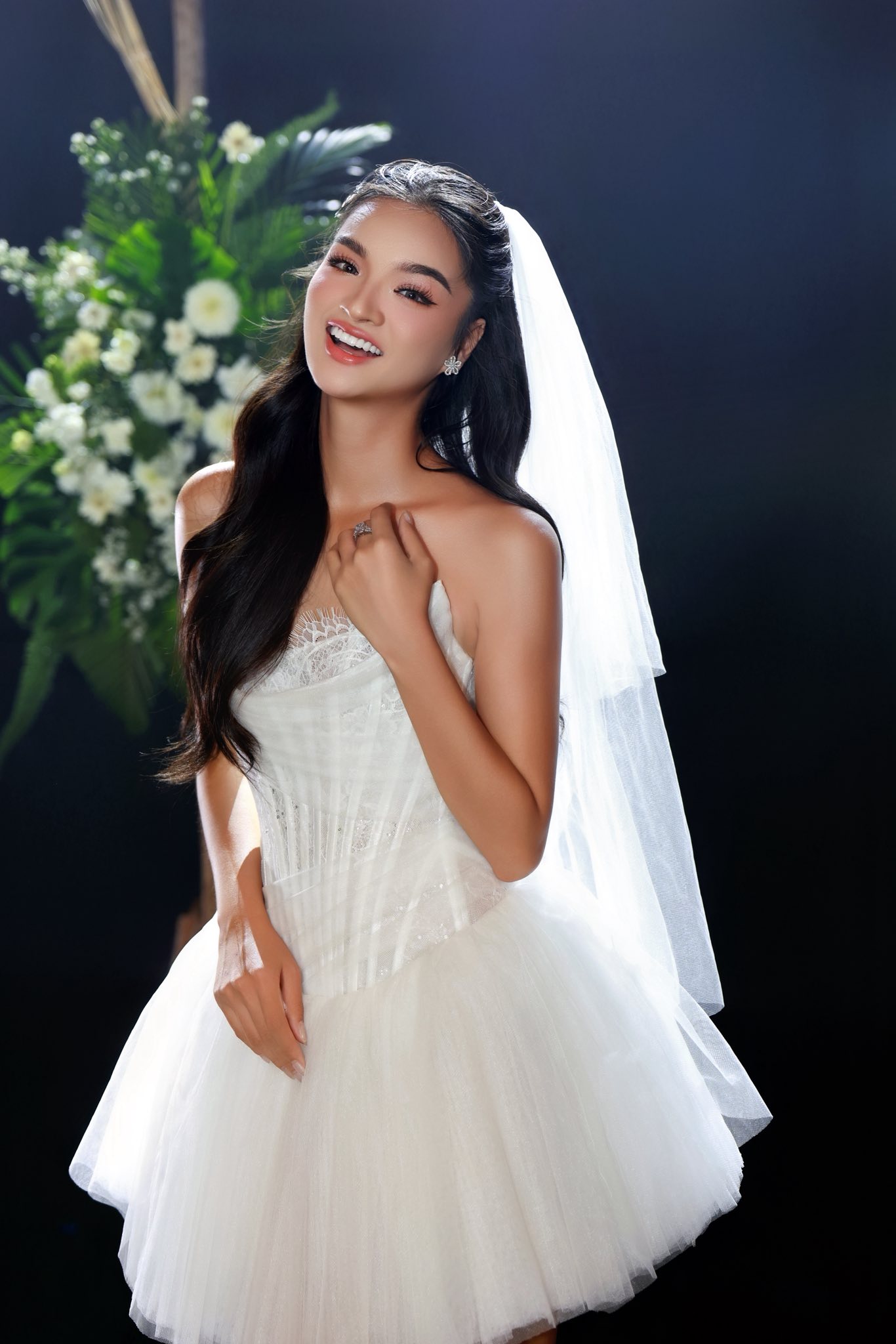 b61cf400ddefbd1790d1.jpg