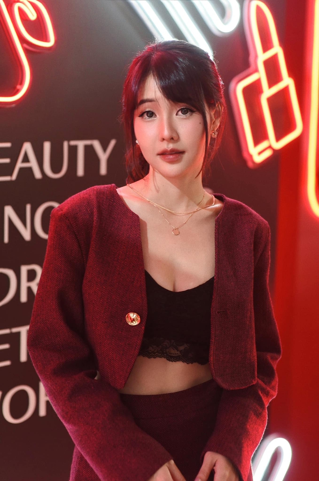 b621ba67f087a6ab491c.jpg