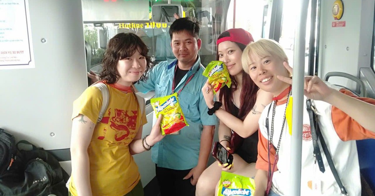 b6a2424d1d170a002b6f.jpg