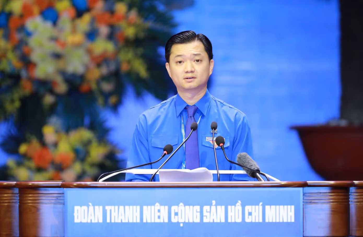 b6c46ec4987eb3bb0174.jpg