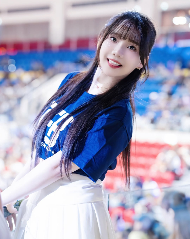 b752c8e1e664a13a6342.jpg