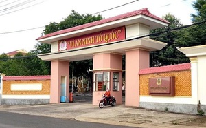 b7660030d0666365c2e6.jpg