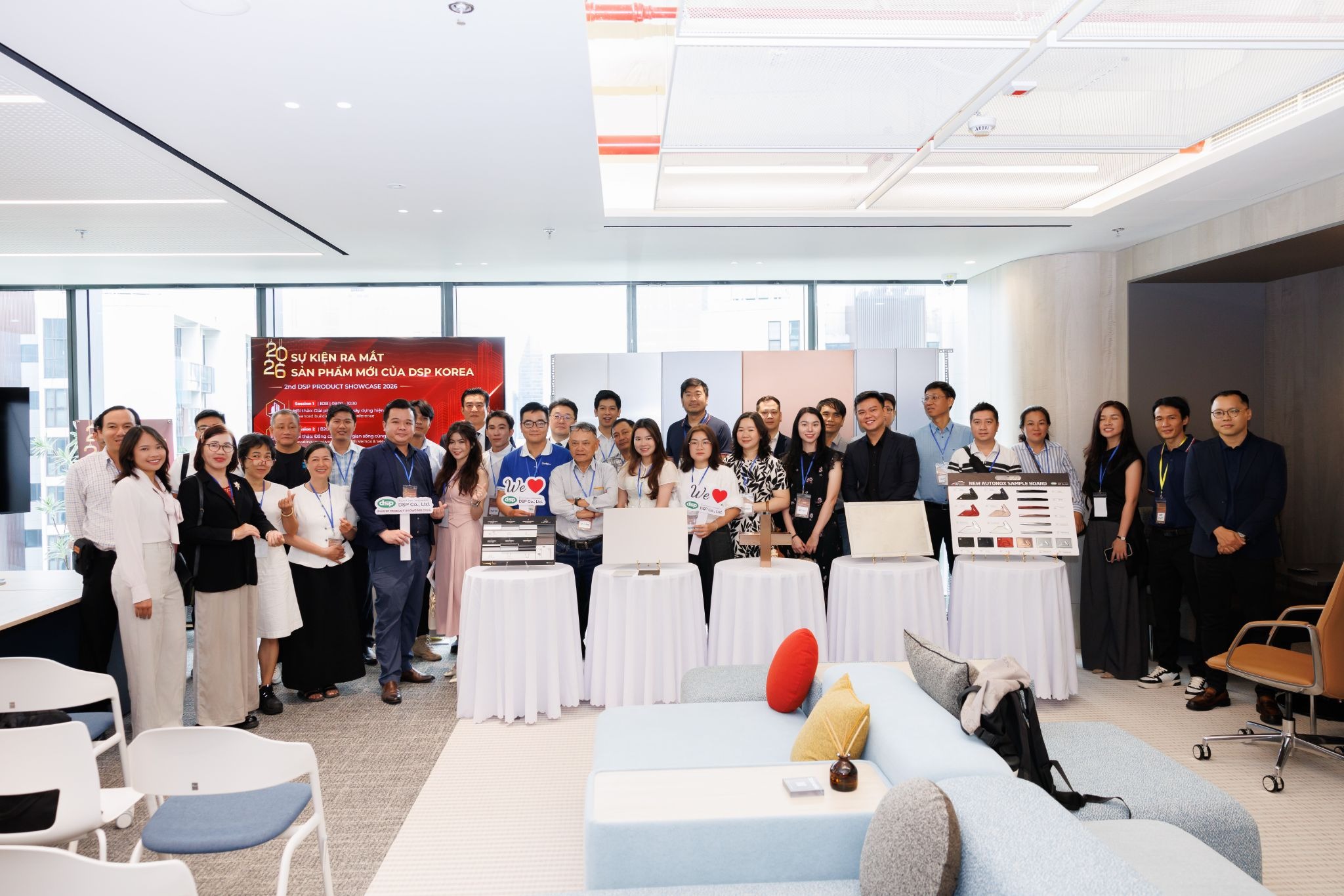 b77708073b9cdbc41b9d.jpg