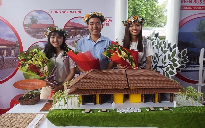 b7ae3563a4611d040656.webp