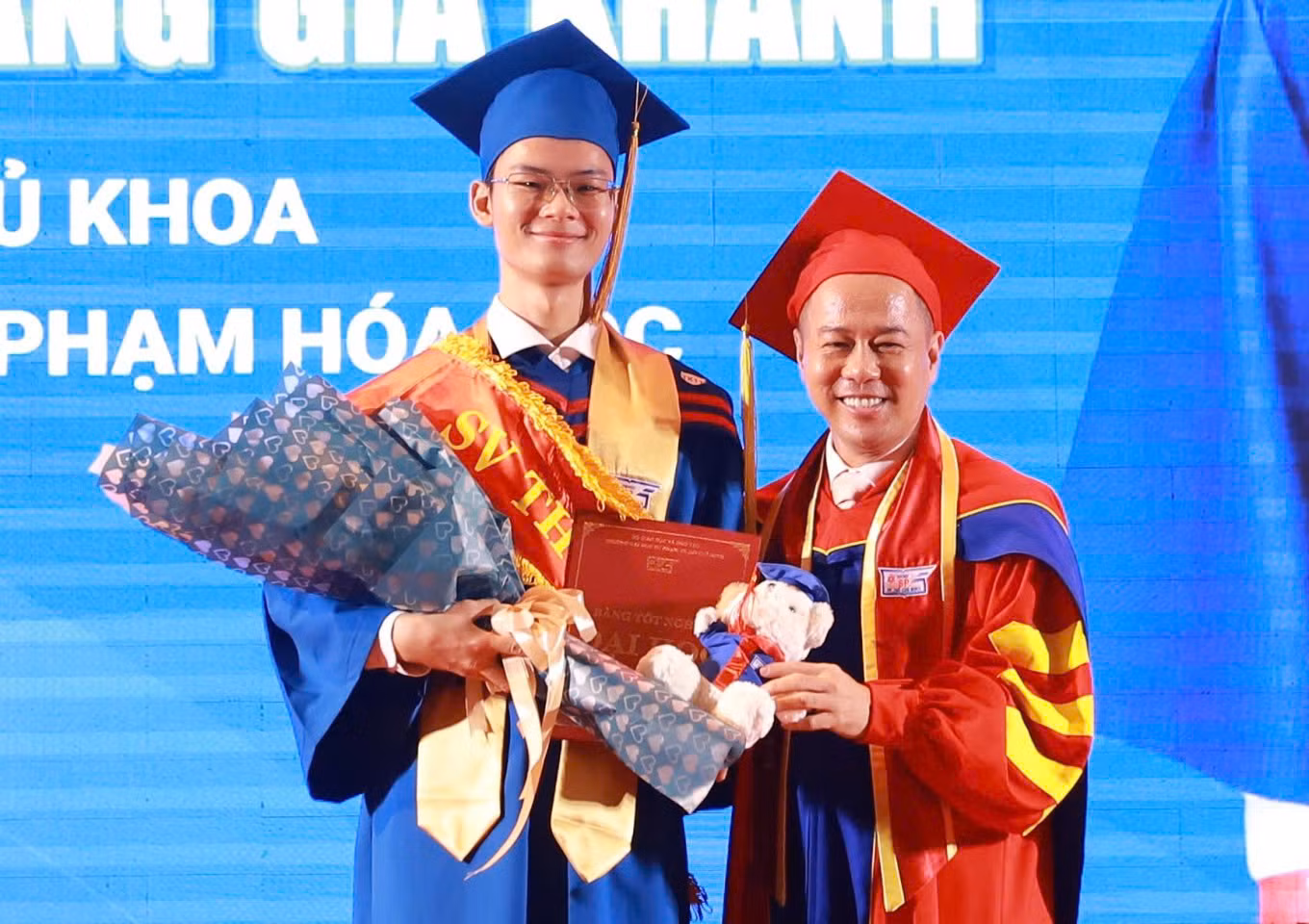 b7bc88703ef5bceddadb.jpg