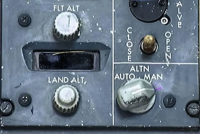 b7f35799b3221095c1d8.jpg