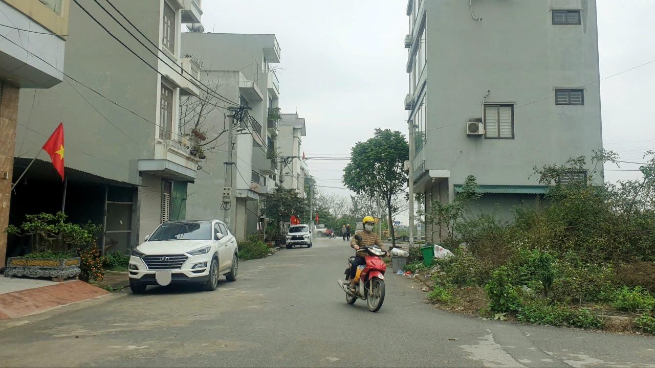 b82e54a2d36046f9ef7d.jpg