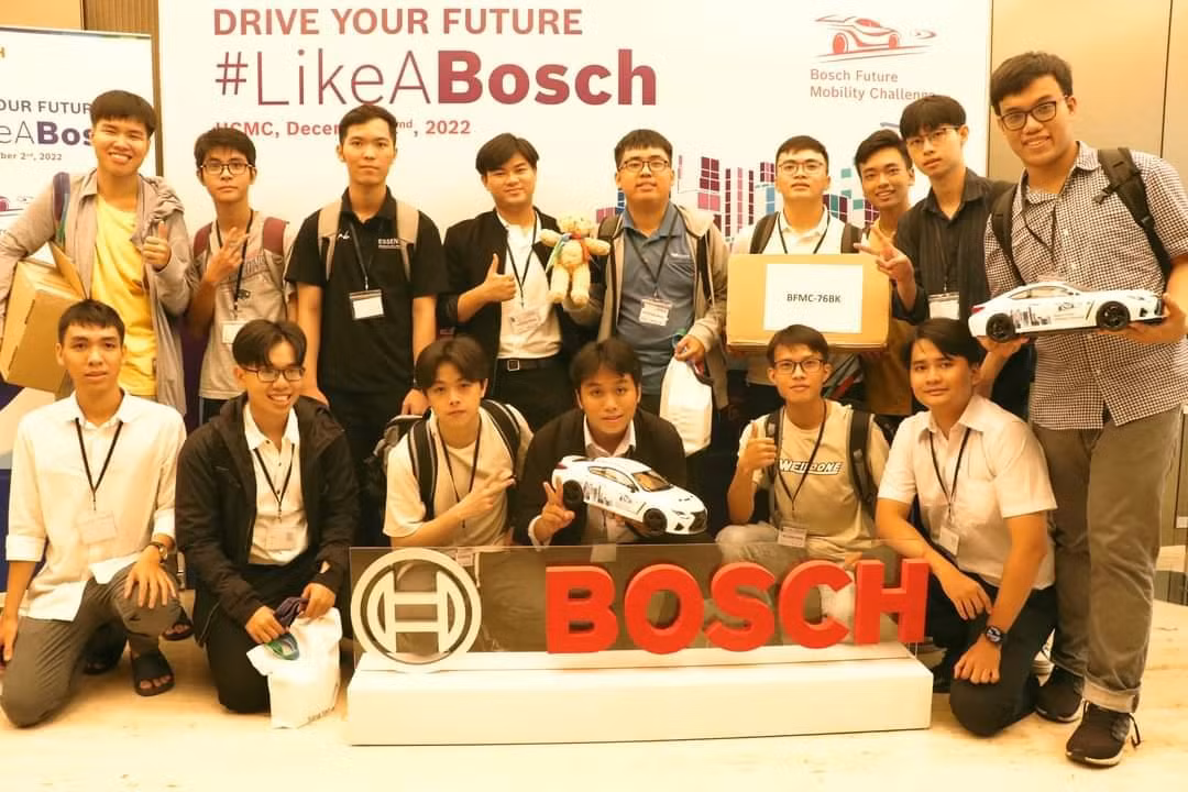 b93c5563cbf515bcb80f.jpg