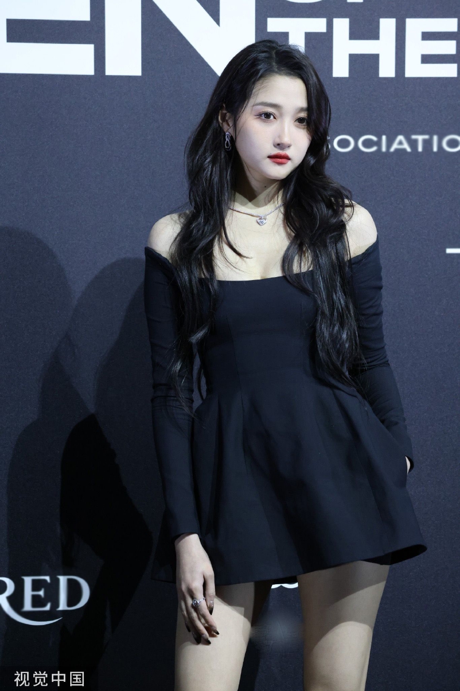 b980c6c6b7881a5c27c2.jpg