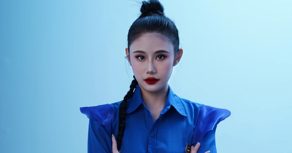Nữ sinh thiết kế áo dài Đoàn siêu xinh, netizen khen nức nở: "Tài năng và nhan sắc đều đỉnh!"