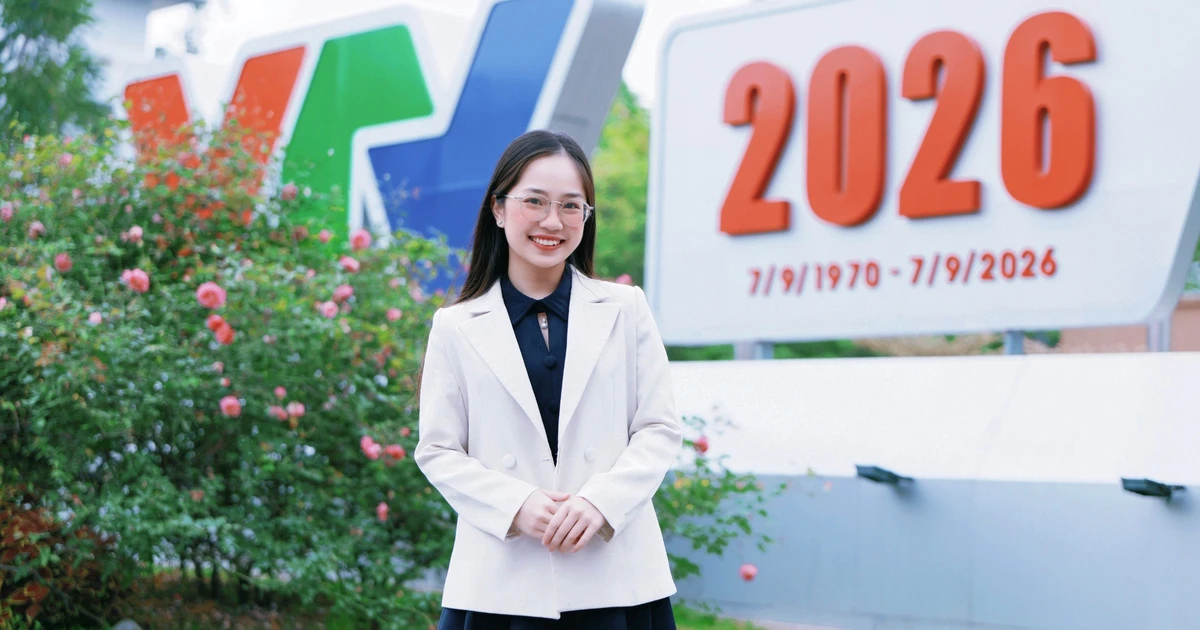 Nữ sinh song ngành trường Nhân văn cùng hành trình nỗ lực học tập để viết tiếp ước mơ dang dở của bố mẹ