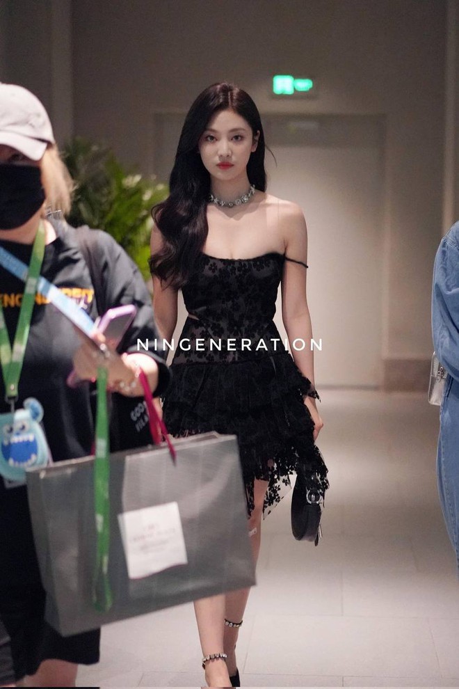 bae9b27ccfaa4cf05362.jpg