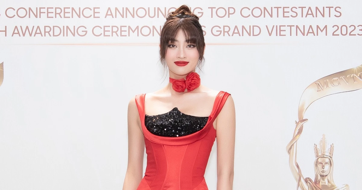 'Hoa hậu chân dài bậc nhất showbiz' đổi diện mạo mới lạ, netizen khen nức nở