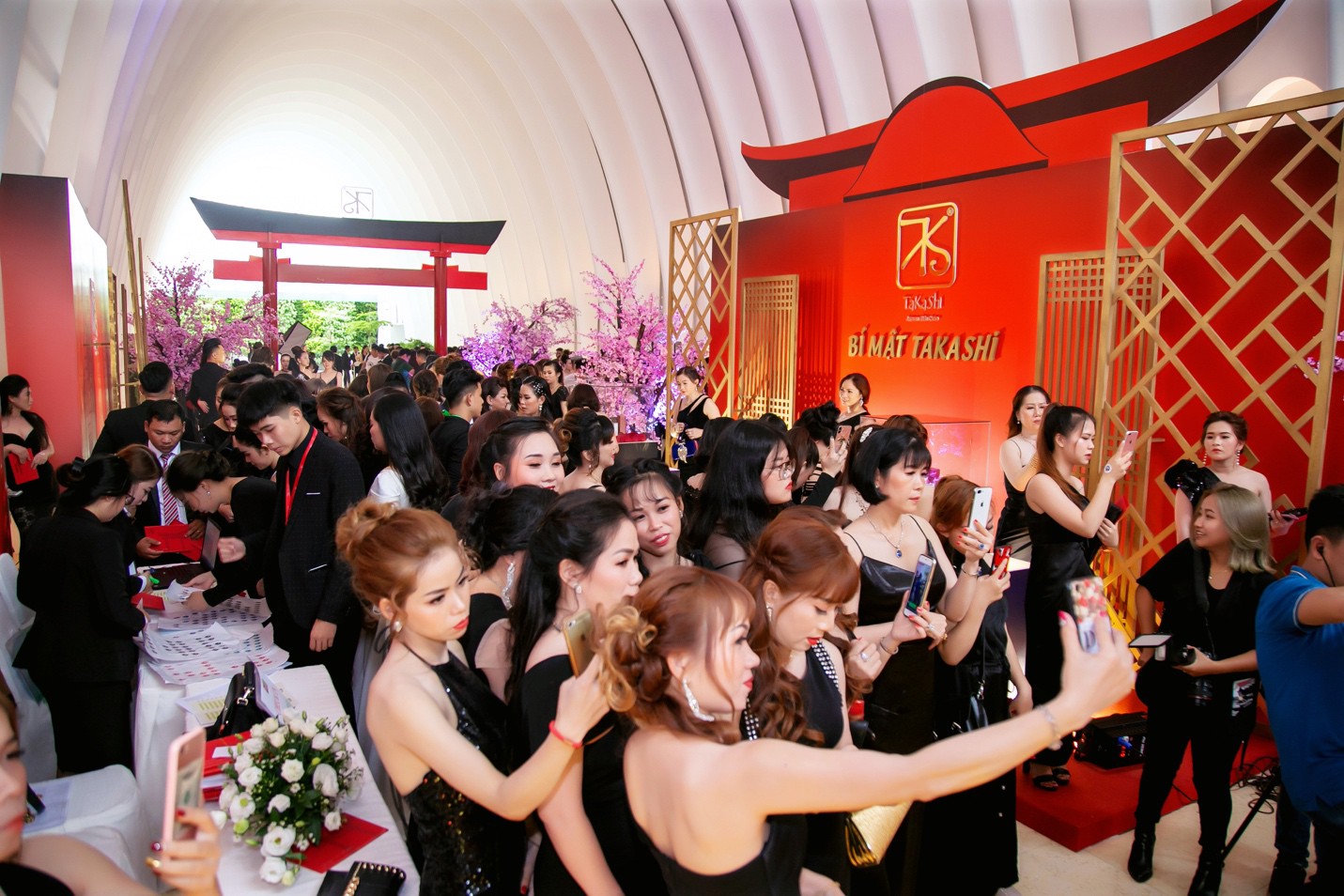 bc57b9ab4855b261cd2a.jpg