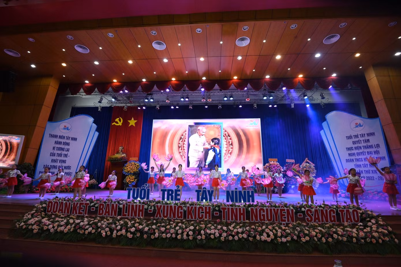 bd3310ec4a1438d5ac5a.jpg