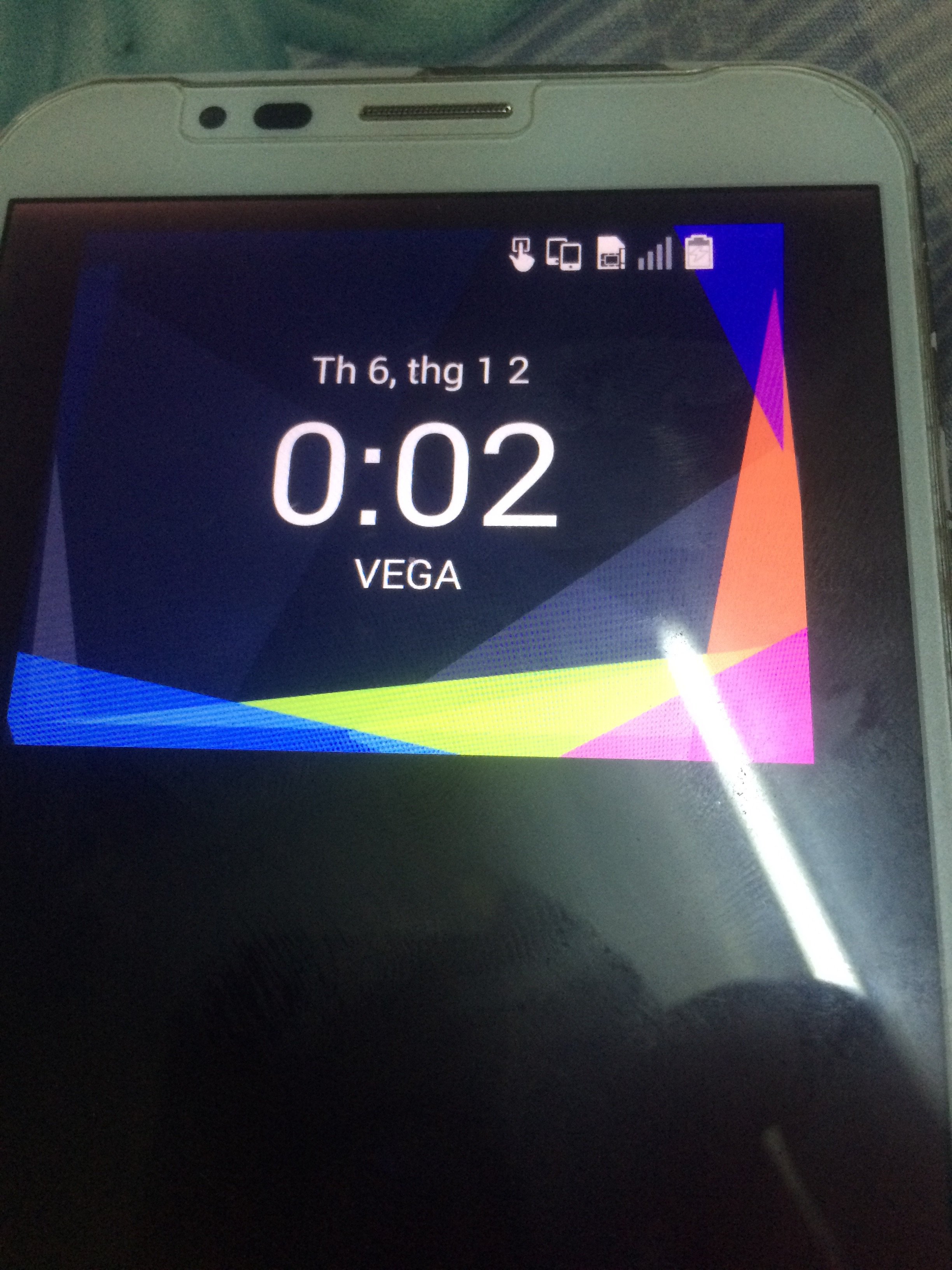 Pantech Vega A890L bị lỗi màn hình - Cách khắc phục thế nào đây các bro?