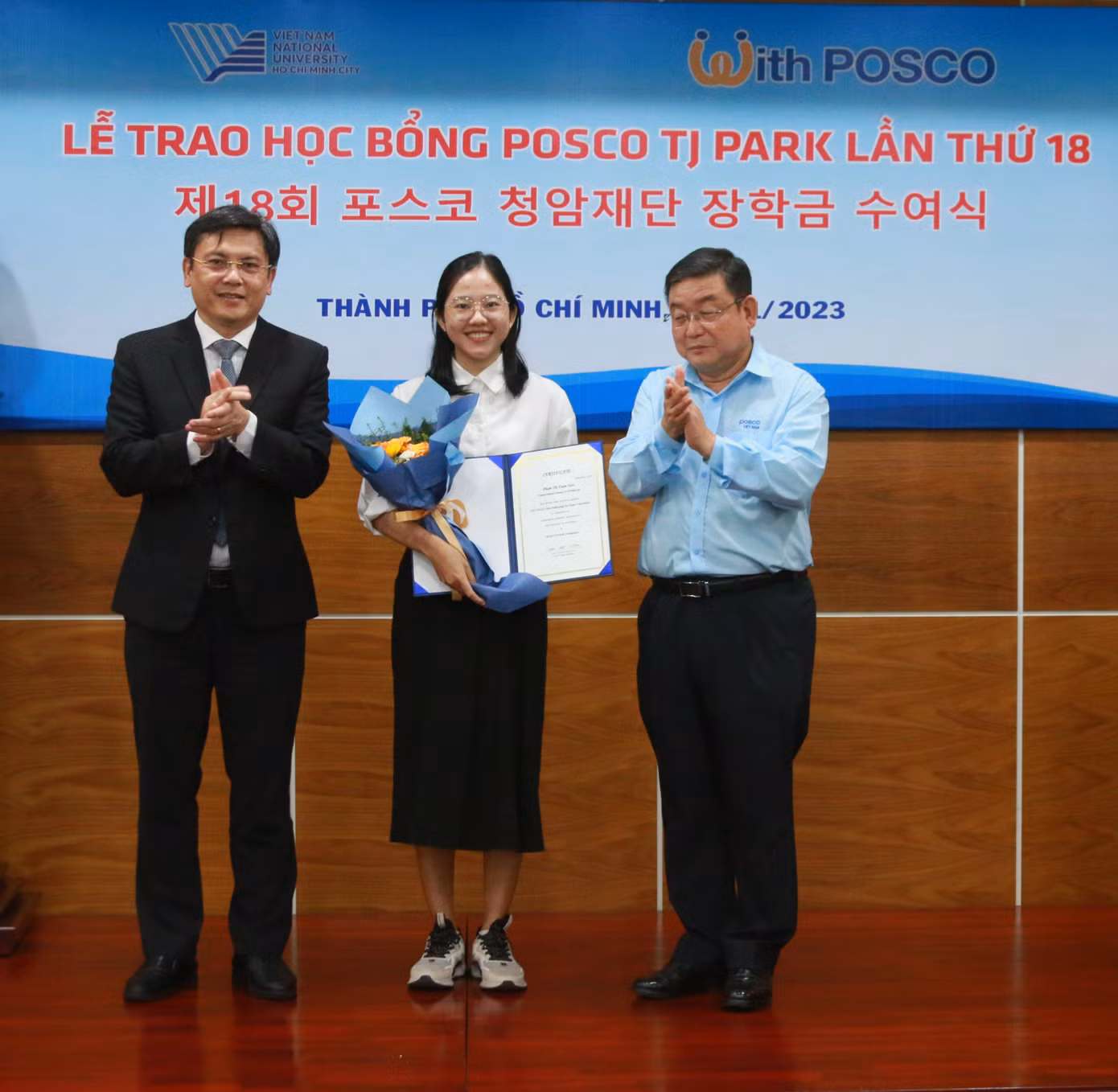 bd9059d00add99a0143e.jpg