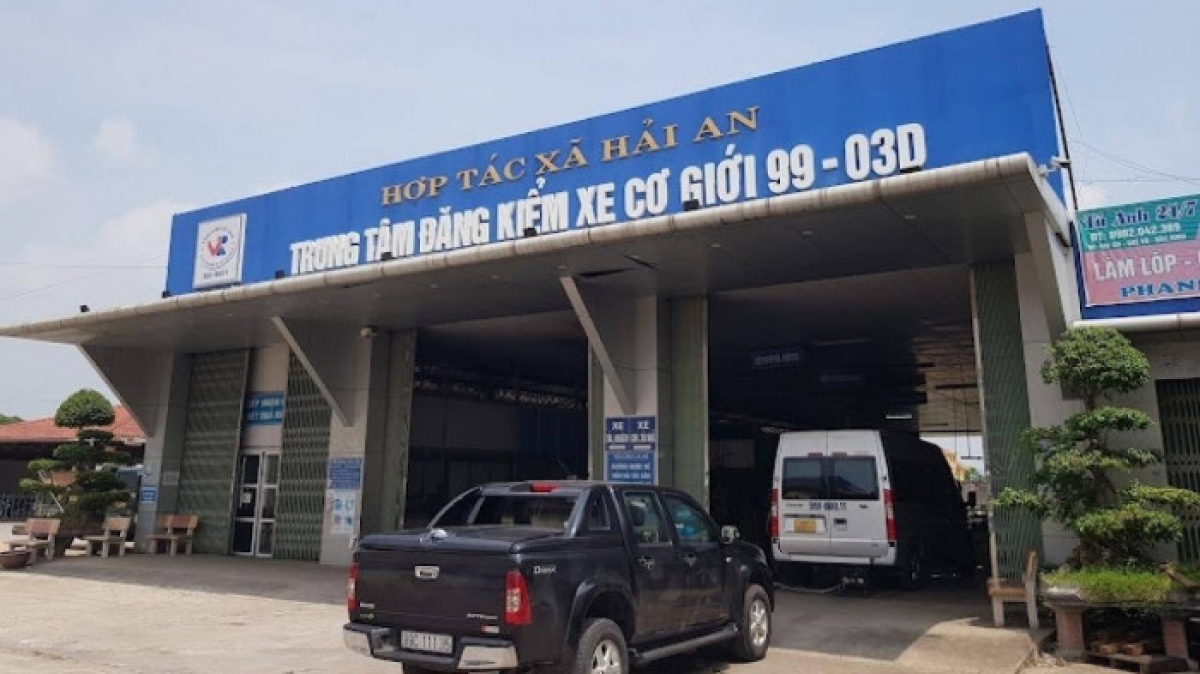 bda4c1100f49e545f2ba.jpg