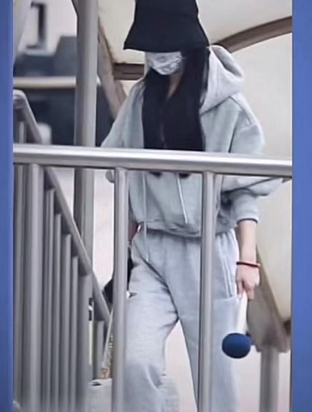 bdf23d3ddd81b8ffd565.png