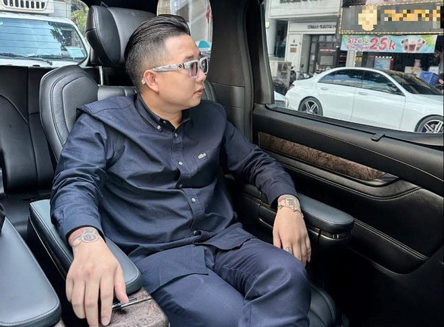 Thảo Gà là ai mà gây bão thế? Từ streamer bán quần áo lên CEO chuỗi kim cương chỉ trong 2 năm