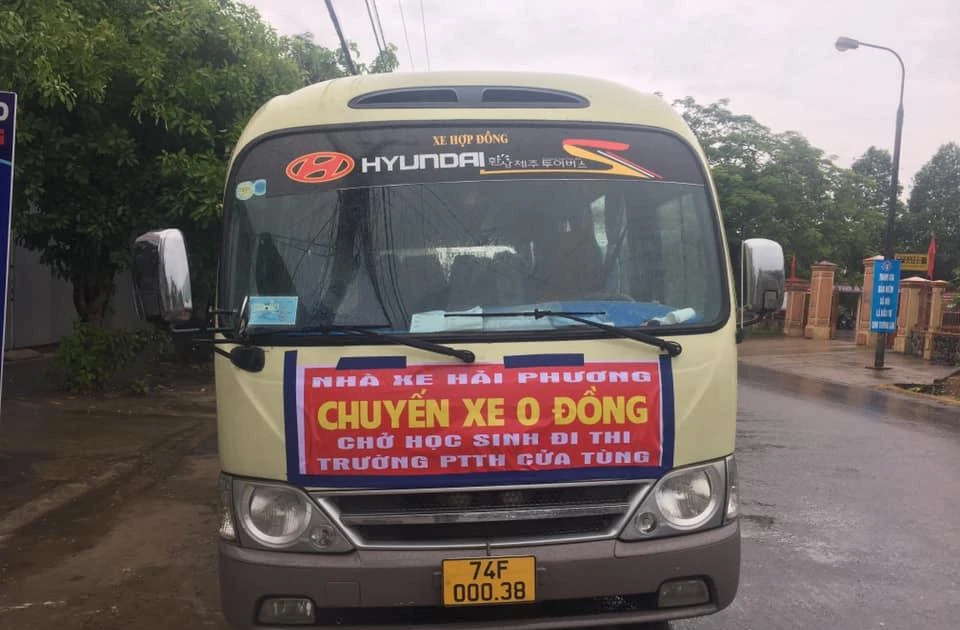 Những chuyến xe, chỗ ở miễn phí tiếp sức sĩ tử – Câu chuyện ấm lòng mùa thi