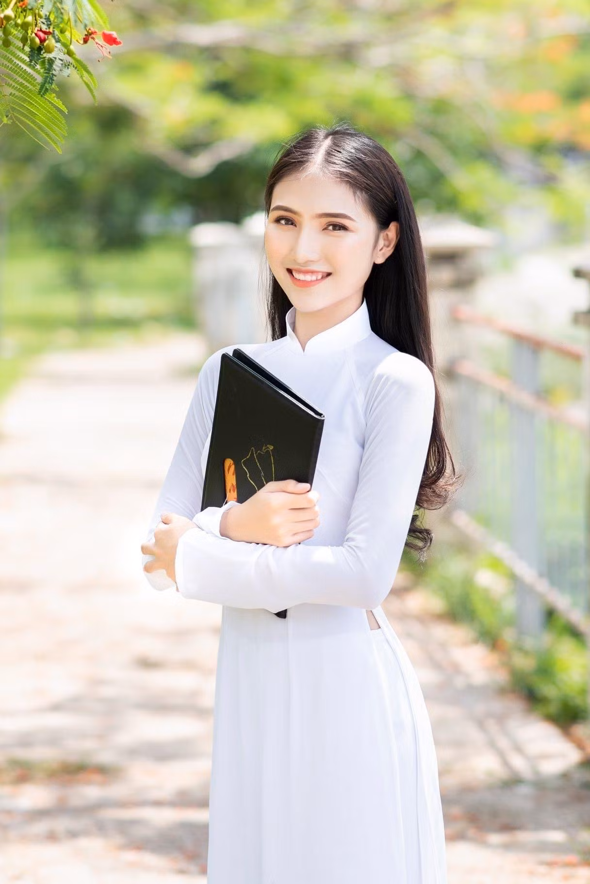bf8e3a690899d38315db.jpg