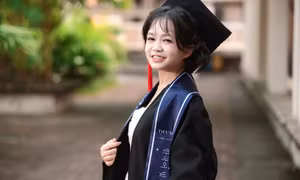 c05e57e89253db43a2e8.jpg