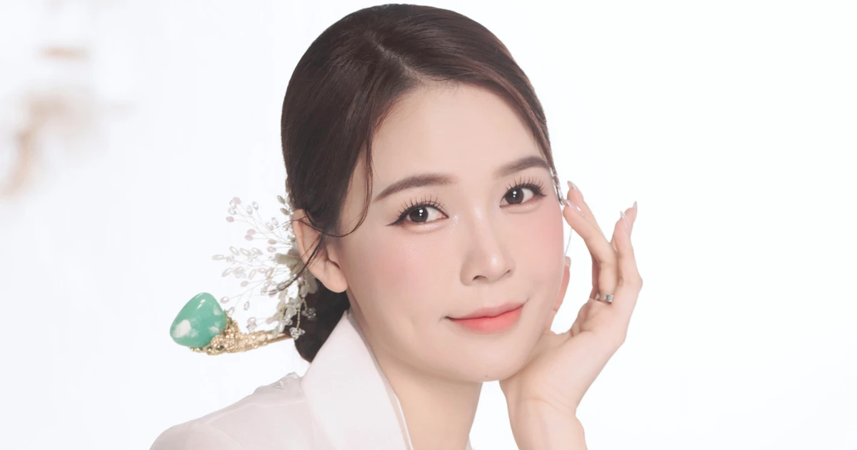 Sam khoe visual đỉnh chóc bên hai thiên thần nhà mình tròn 1 tuổi