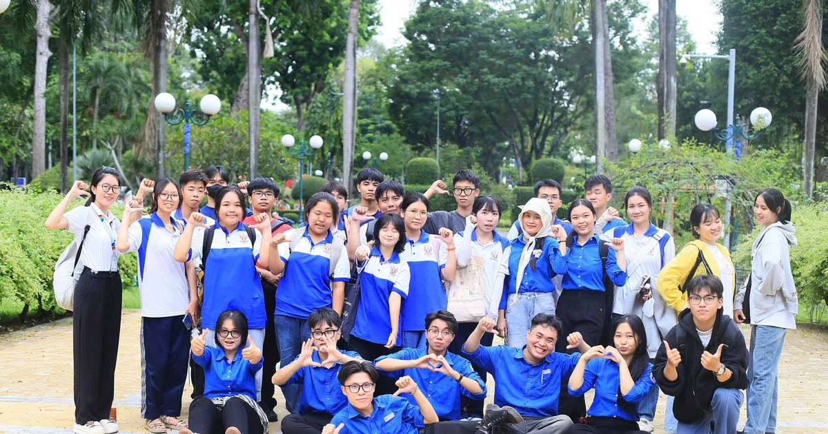 Gen Z Sài Gòn rộn ràng mang Trung Thu yêu thương đến khắp mọi miền