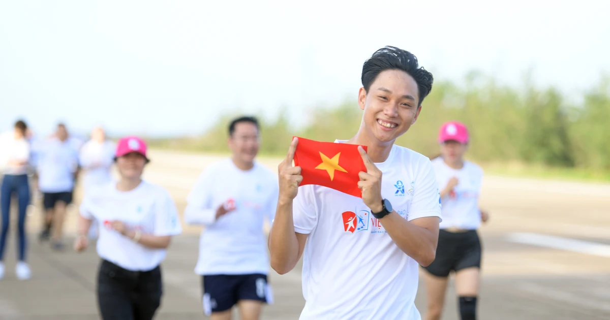 Giới trẻ hưởng ứng giải chạy 'Vì Trường Sa thân yêu' - chiến dịch ý nghĩa giữa lòng biển đảo ‍♀️